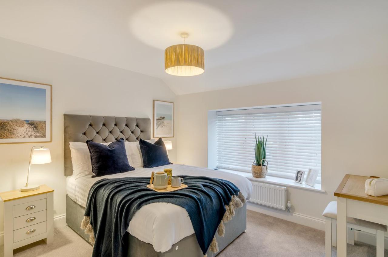 Spacious 6-Bed Home, Near The Norfolk Broads Clippesby Dış mekan fotoğraf