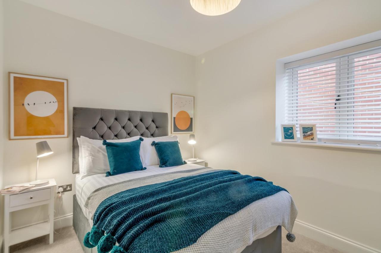 Spacious 6-Bed Home, Near The Norfolk Broads Clippesby Dış mekan fotoğraf